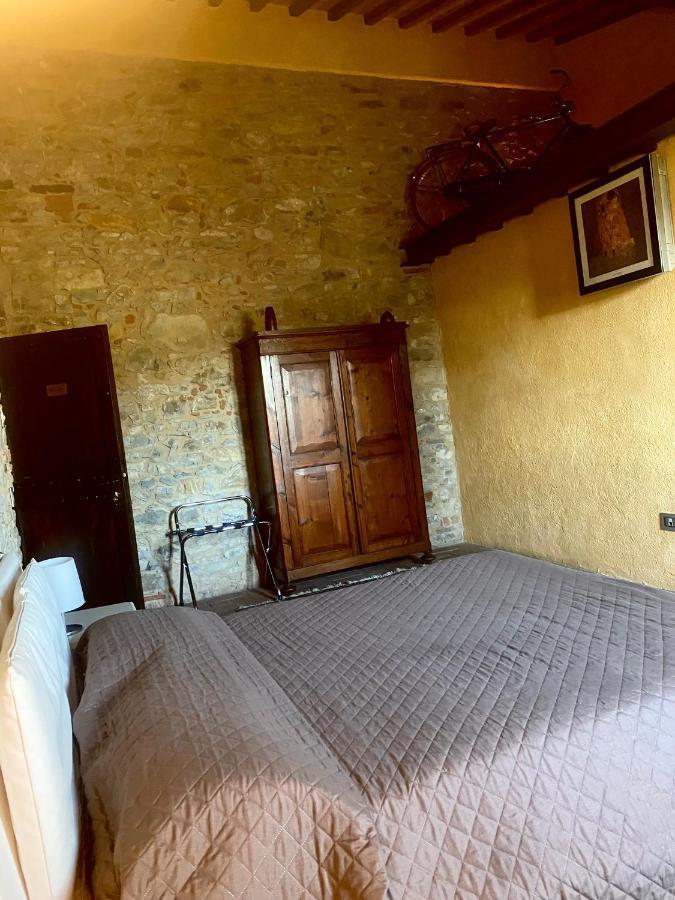 Room In Bb - Agriturismo Sottotono, Nature And Relax Carmignano Eksteriør billede